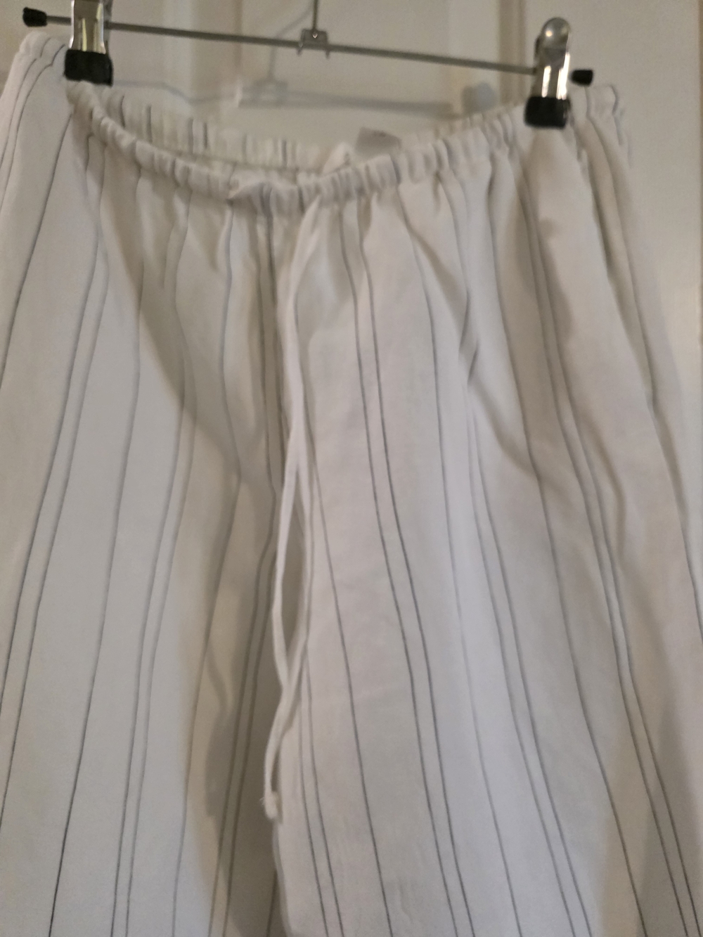 H&M White Pinstripe Drawstring Athletic Shorts